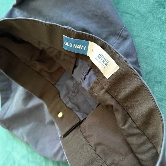 Old Navy Mens Ultimate Tech Slim Shorts Navy Blue 32 Built-In Flex - Picture 5 of 11